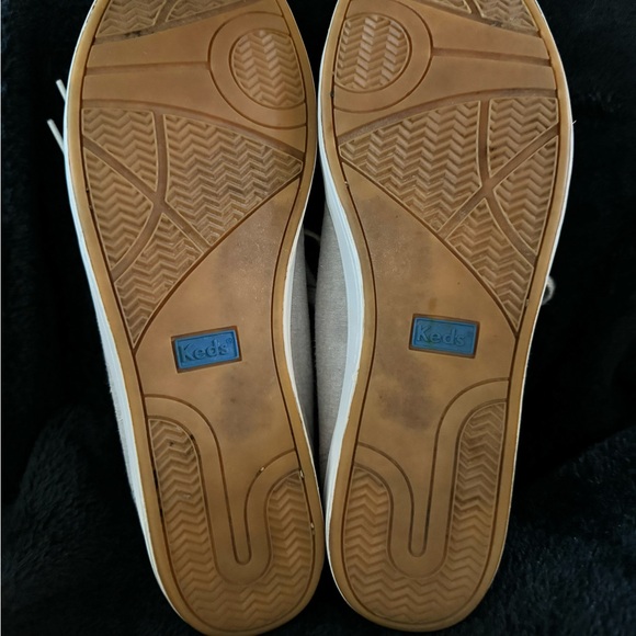 Keds size 10 Tennis Shoes, Lt. Gray, Gently Used~Back to School Ready! - Picture 8 of 9